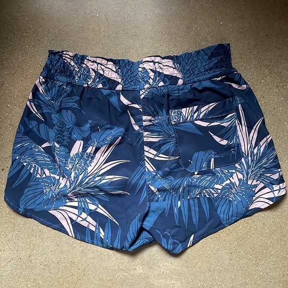 Carve Designs Bali Tropical Board Shorts (Size: Small) - Picture 10 of 11